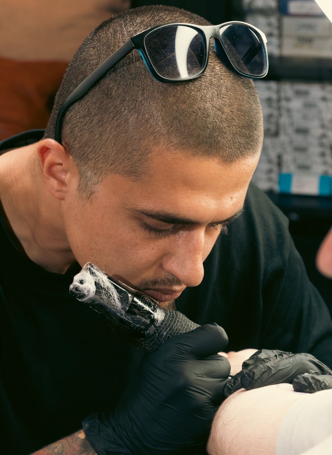 12 Questions to Ask Your Tattoo Artist Before Your Session